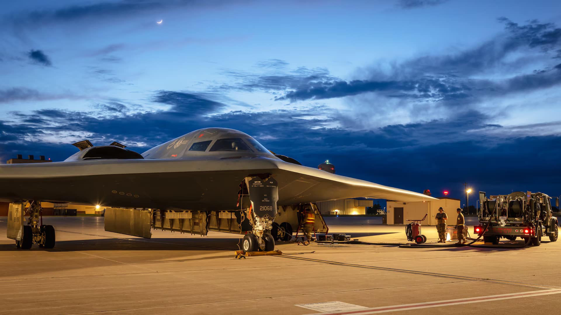 Stealth bomber deployment UK expected within days after Trump pressures Starmer 2 stealth bomber landing during stealth bomber deployment UK operation